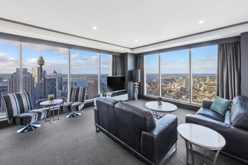 Meriton Serviced Apartments World Tower