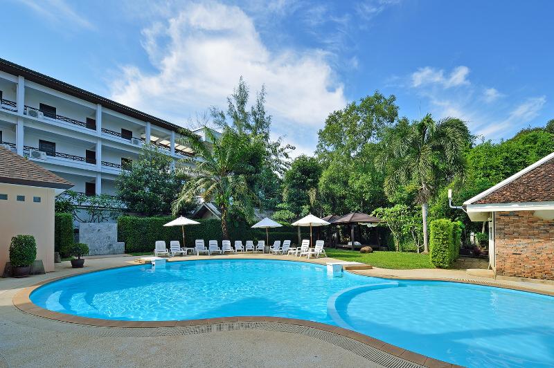 Srisuksant Resort