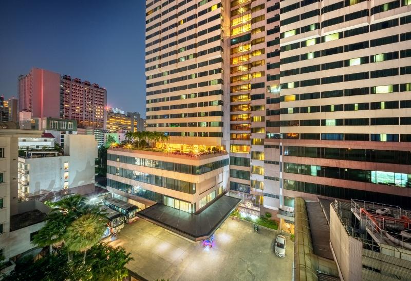 Royal Benja Hotel