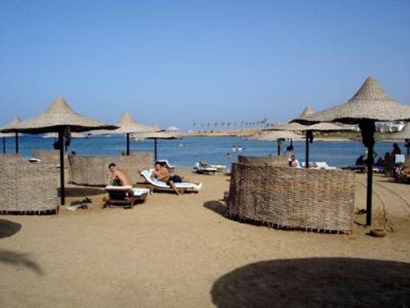 Brayka Bay Resort